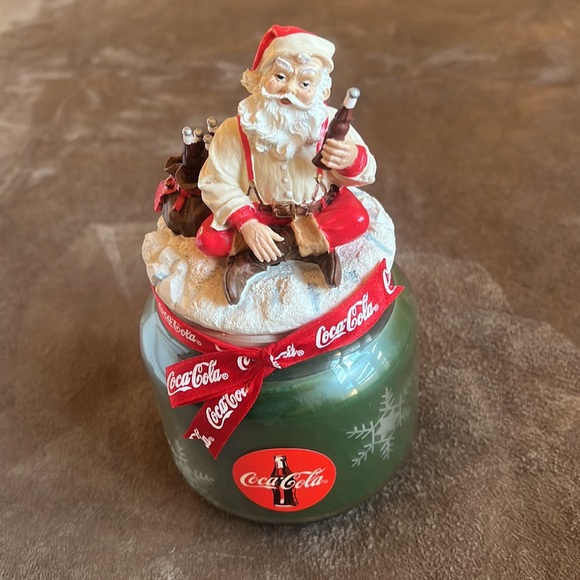 Coca-Cola 2003 Decorative Holiday Candle **NEW IN BOX** - Picture 1 of 12